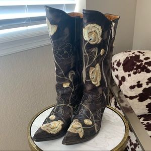 RARE/CUSTOM!! Old Gringo Flower Cowgirl Boot